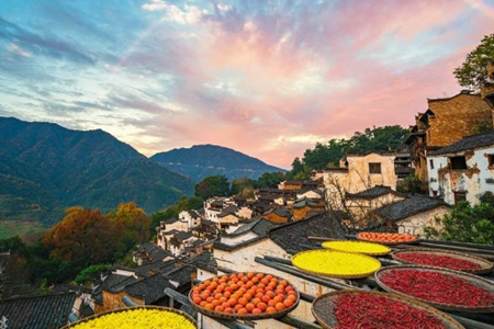 十月份适合去哪里旅游 这些最美地区快收好